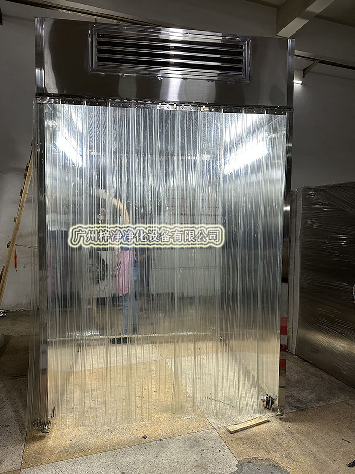 潔凈采樣車作為監(jiān)控潔凈車間環(huán)境質(zhì)量的工具，其標(biāo)準(zhǔn)要求尤為嚴(yán)格。