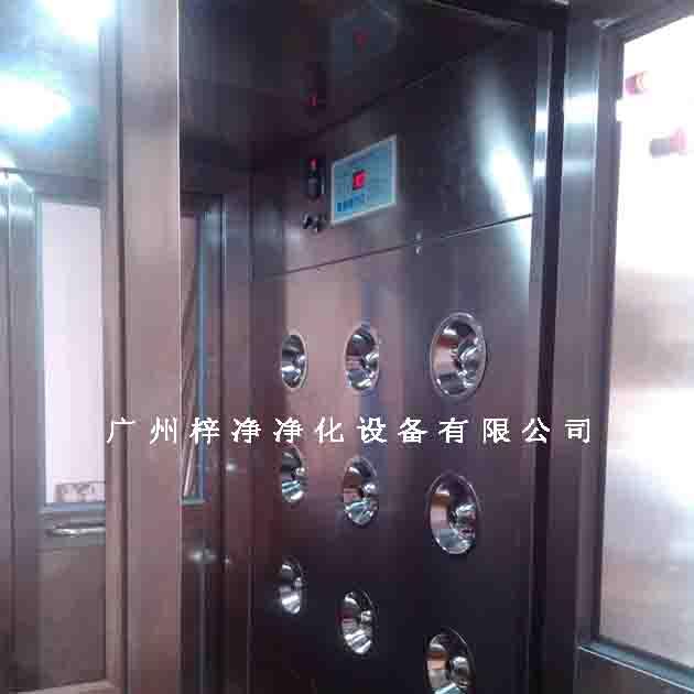 智能語音風(fēng)淋室工作區(qū)照片 智能語音風(fēng)淋室工作區(qū)照片